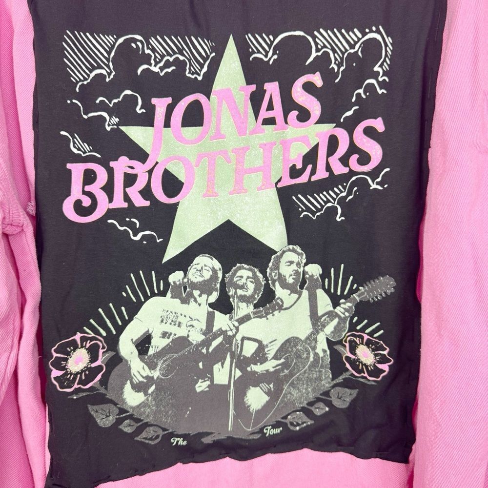 CHIC CHICK UPCYCLE | JONAS BROTHERS Upcycled Pink Denim Jacket Women’s Size 3X - Picture 5 of 6